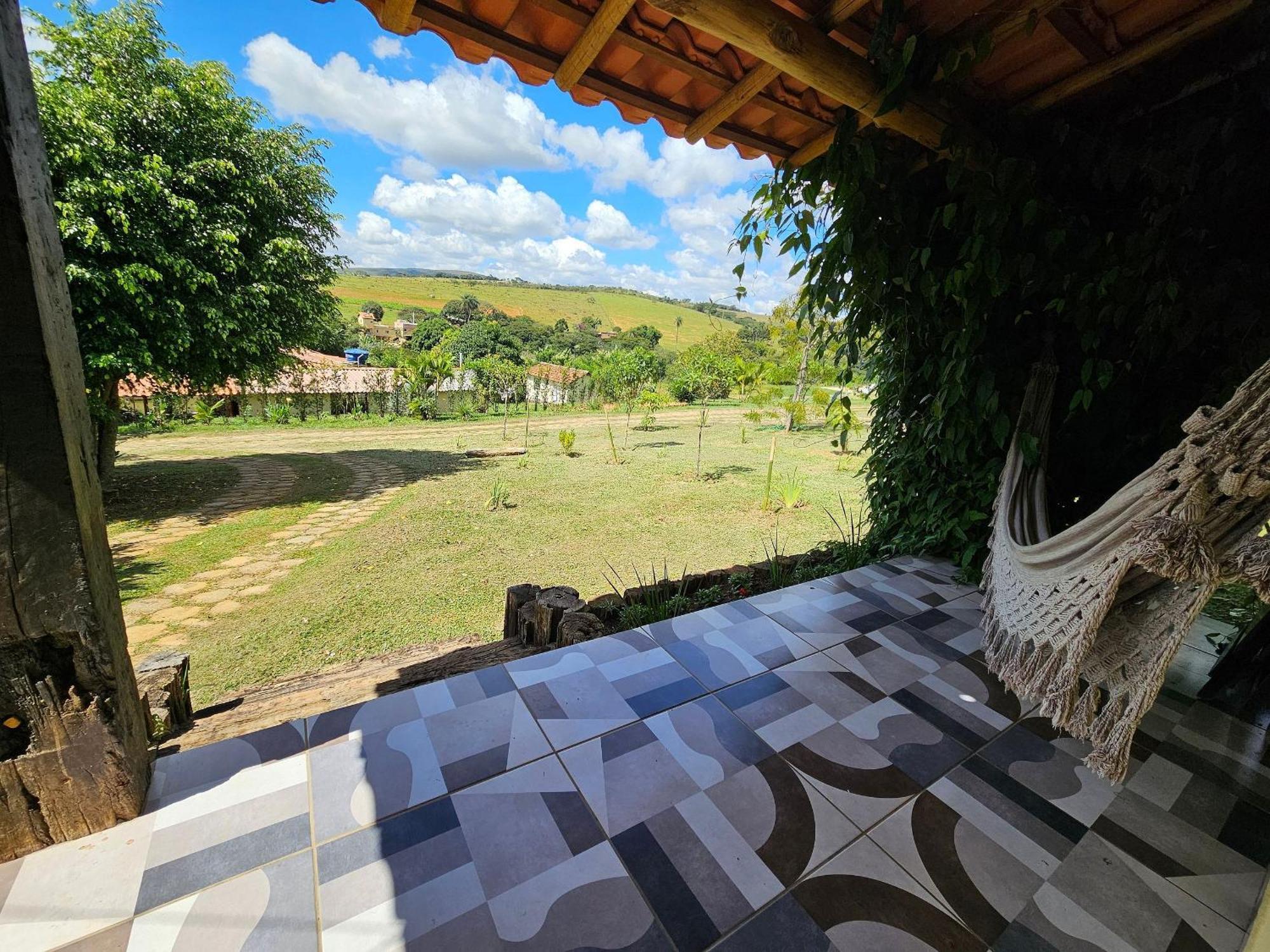 Chales Vila Carrancas - Unidade Centro エクステリア 写真
